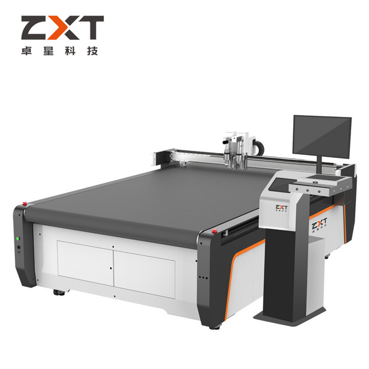 皮划艇切割机  游艇切割机 桨板切割机 拉丝布剪裁机 户外材料切割机