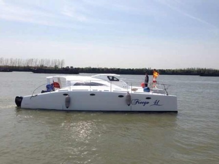 Freego 41双体游艇