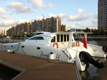 Freego 41双体游艇