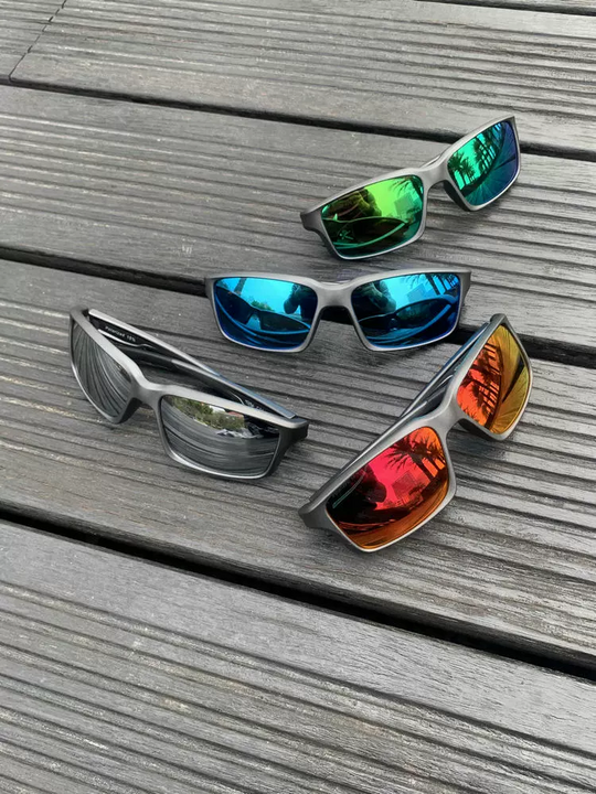 太阳眼镜偏光路亚钓鱼骑行滑雪防滑潮人开车专用防远光灯墨镜