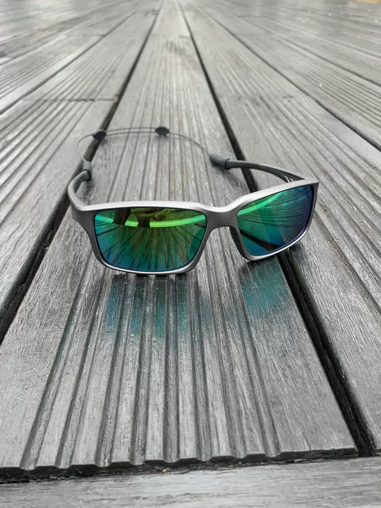 太阳眼镜偏光路亚钓鱼骑行滑雪防滑潮人开车专用防远光灯墨镜