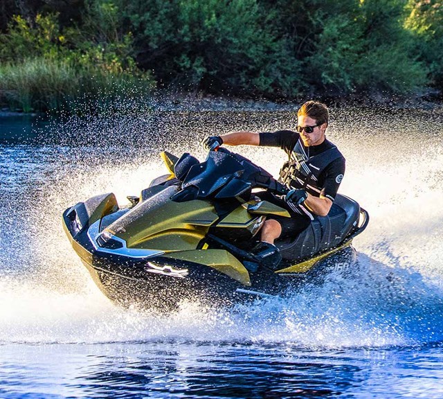 川崎摩托艇JET SKI ULTRA 160LX