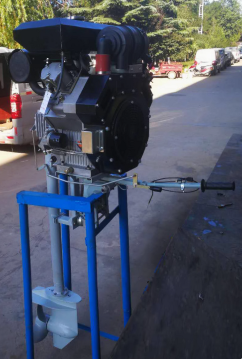 25马力柴油挂机，船外机，挂桨机，全浸桨，非表面桨推进器