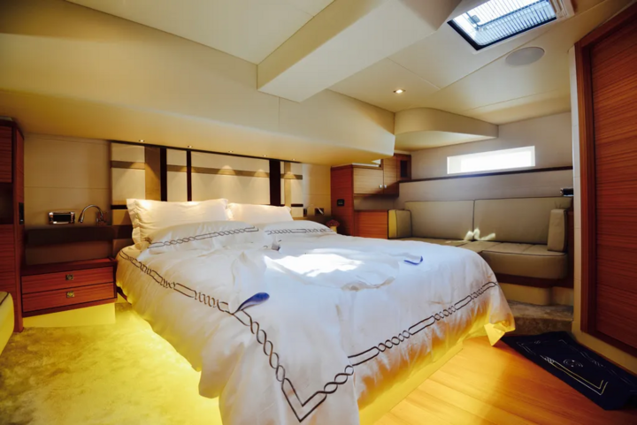 72尺休闲运动帆船