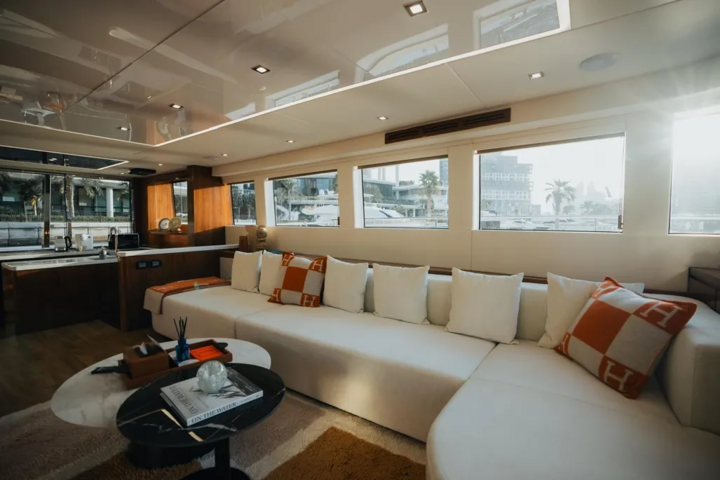 55尺双体动力艇