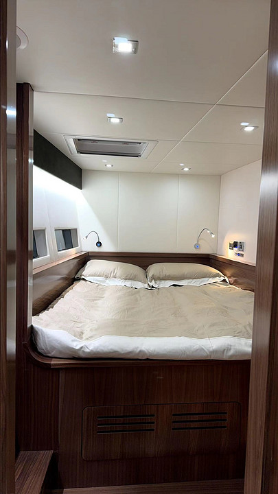 55尺双体太阳能电动船