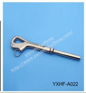鹅头钩接线器