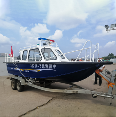 FLIT- 650 后敞鋁合金全棚執(zhí)法艇