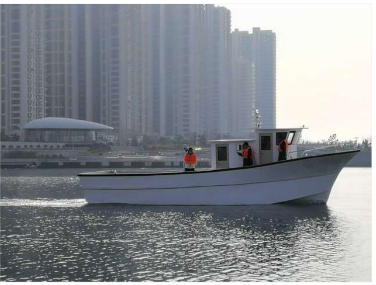 YH1360漁船