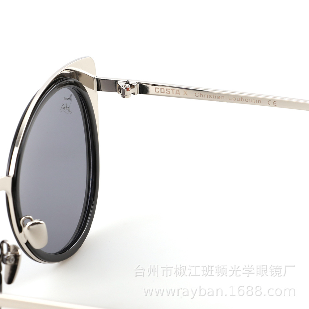 新款1601女款偏光太陽(yáng)鏡沙灘海釣眼鏡沖浪墨鏡工廠批發(fā)