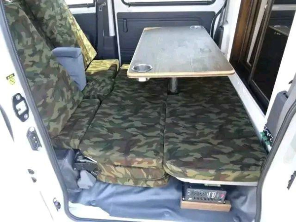 游艇式设计的露营车 居然可以这么小巧有新意 售价12万贵吗？