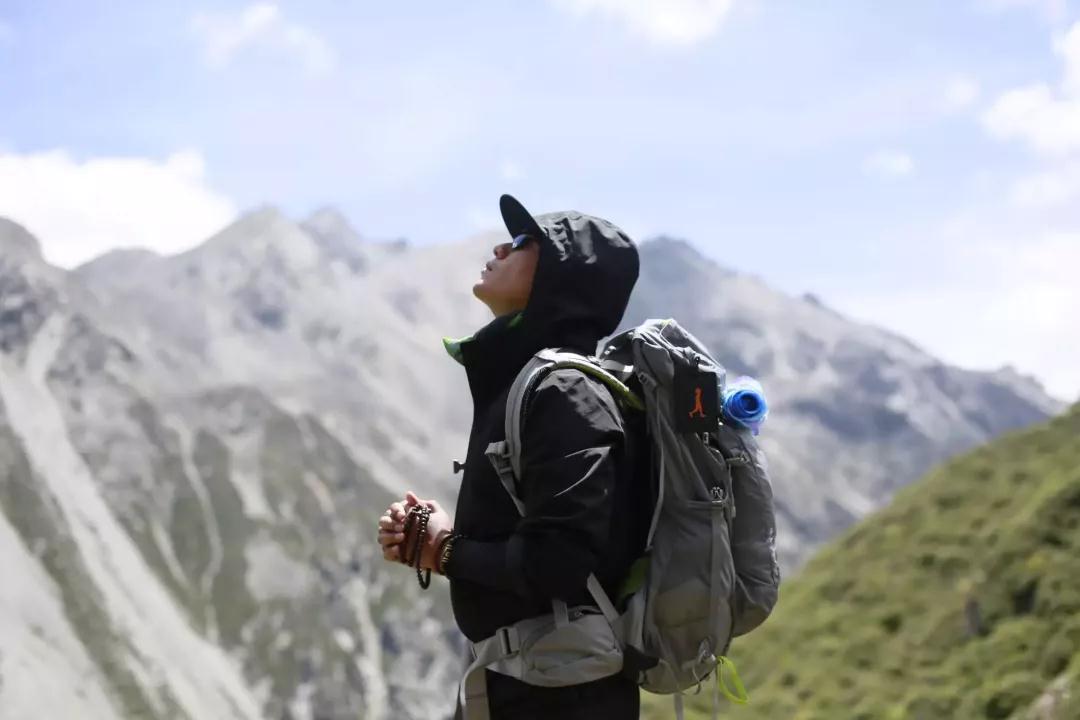 Vanlife、鄉(xiāng)村徒步、山野騎行...旅行原來有一百萬種可能 ！