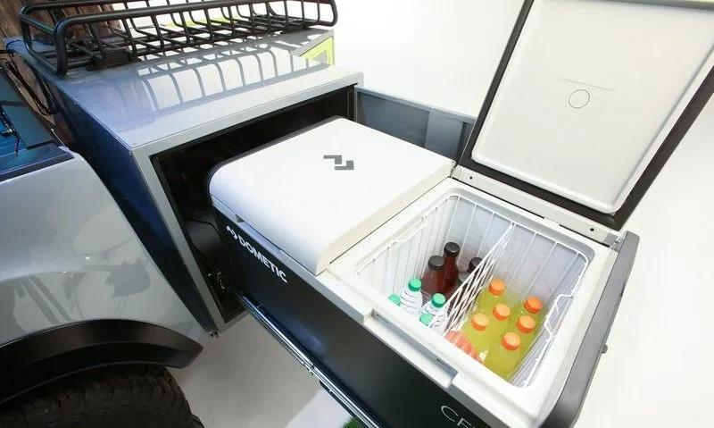 用造火箭的材料造拖車？特斯拉這回真下血本了