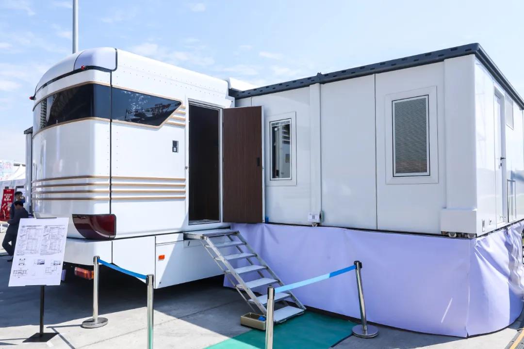 用造火箭的材料造拖車？特斯拉這回真下血本了