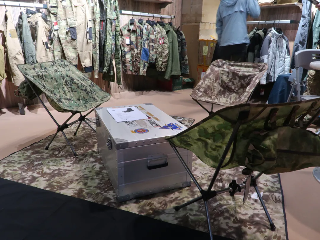 “軍事潮流”燃爆上海世博展覽館 ，ARMSROCK引領(lǐng)全新軍事潮流生活方式