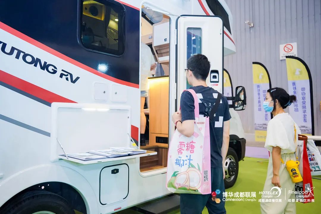 首屆博華聯(lián)展圓滿落幕，潮玩蓉城，明年再續(xù)！